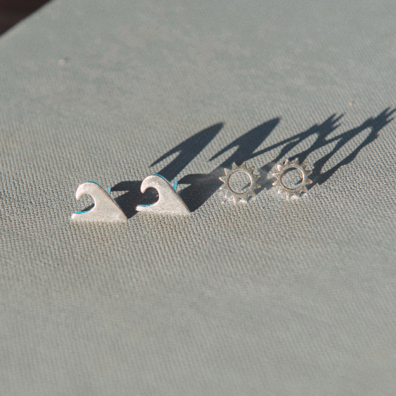 WAVES COLLECTION