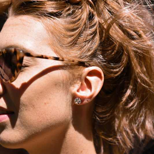 FLOWER STUD EARRINGS